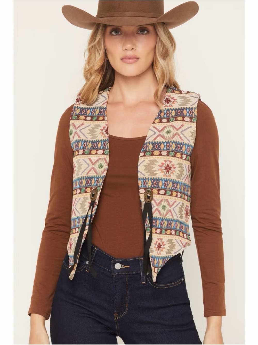 Aztec-Print Cropped Vest in Cream and Brown